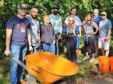 Photo of Mirriad US team volunteering to clean up the local environment